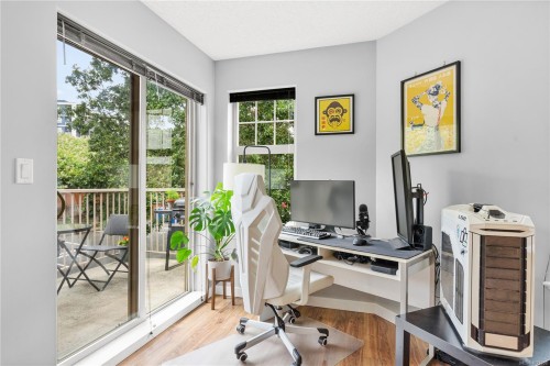 201-908 Brock Ave, Langford, BC - Indoor Photo Showing Office