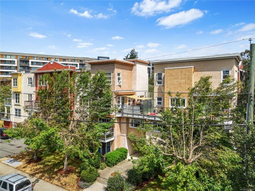 201-908 Brock Ave, Langford, BC - Outdoor