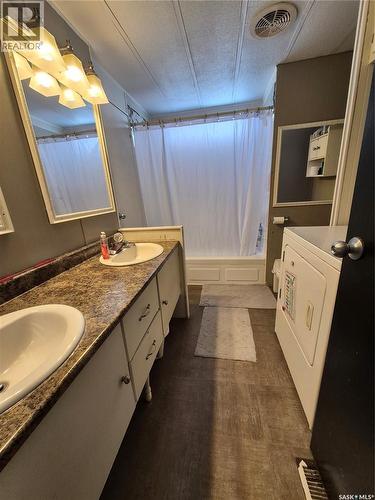 129 17Th Street Ne, Weyburn, SK 