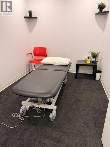 123 Any Street Nw, Calgary, AB 