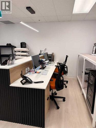 123 Any Street Nw, Calgary, AB 