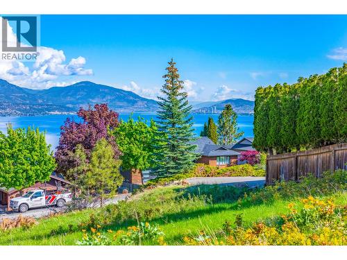 375 Okaview Road, Kelowna, BC 
