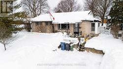 35 DUMBARTON STREET  Guelph (Riverside Park), ON N1E 3T4