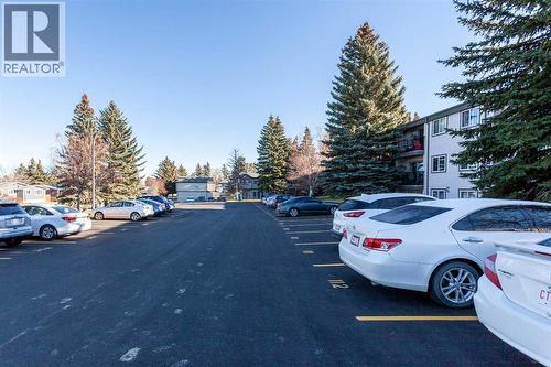 207B, 295 Columbia Boulevard W, Lethbridge, AB - Outdoor