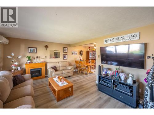 238 Huth Avenue, Penticton, BC - Indoor Photo Showing Living Room With Fireplace