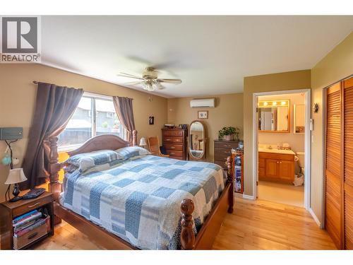 238 Huth Avenue, Penticton, BC - Indoor Photo Showing Bedroom