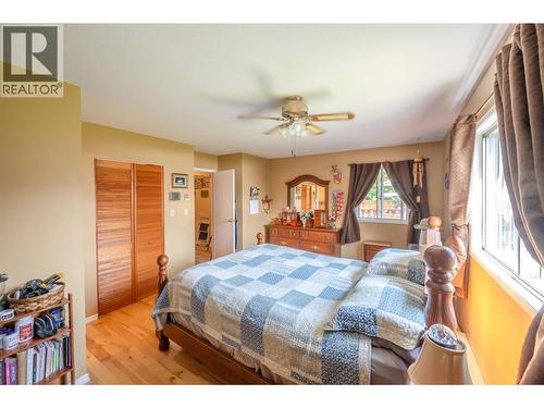 238 Huth Avenue, Penticton, BC - Indoor Photo Showing Bedroom