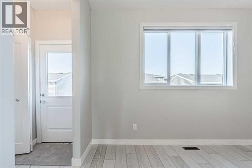 129 Dawson Wharf View, Chestermere, AB - Indoor Photo Showing Other Room