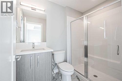 129 Dawson Wharf View, Chestermere, AB - Indoor Photo Showing Bathroom