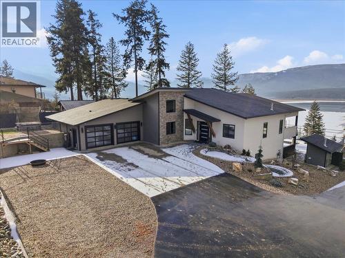 3410 Lakeshore Road Ne, Salmon Arm, BC - Outdoor