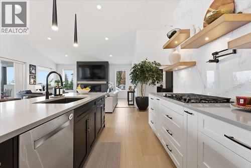 3410 Lakeshore Road Ne, Salmon Arm, BC - Indoor Photo Showing Kitchen With Upgraded Kitchen