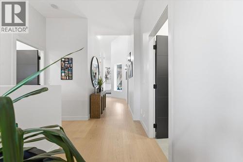 3410 Lakeshore Road Ne, Salmon Arm, BC - Indoor Photo Showing Other Room