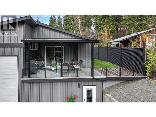 Carriage suite - 3410 Lakeshore Road Ne, Salmon Arm, BC - Outdoor With Exterior