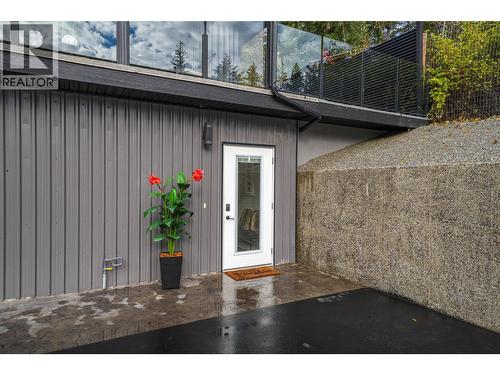 Suite - 3410 Lakeshore Road Ne, Salmon Arm, BC - Outdoor