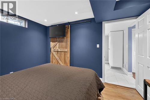 28 Buchanan Drive, Caledonia, ON - Indoor Photo Showing Bedroom