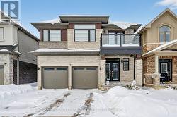 94 COOKE AVENUE  Brantford, ON N3T 0T3