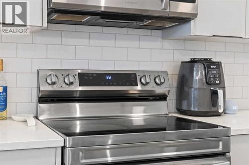 1104, 220 Seton Grove Se, Calgary, AB - Indoor Photo Showing Kitchen