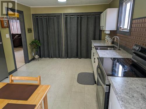 20 Second Ave, Wawa, ON - Indoor Photo Showing Kitchen