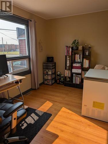 20 Second Ave, Wawa, ON - Indoor Photo Showing Other Room