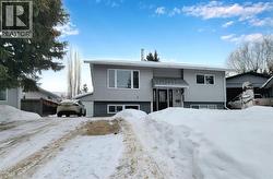 9521 87 Avenue  Grande Prairie, AB T8V 3H2