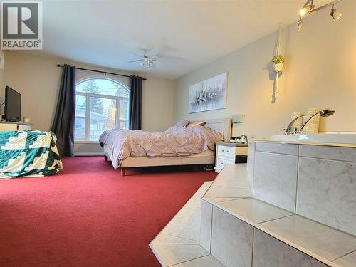 9521 87 Avenue, Grande Prairie, AB - Indoor Photo Showing Bedroom