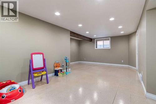 815 Tuscany Drive Nw, Calgary, AB - Indoor Photo Showing Basement
