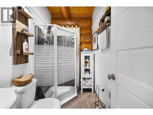 14296 Maia Lane, Gray Creek, BC - Indoor Photo Showing Bathroom