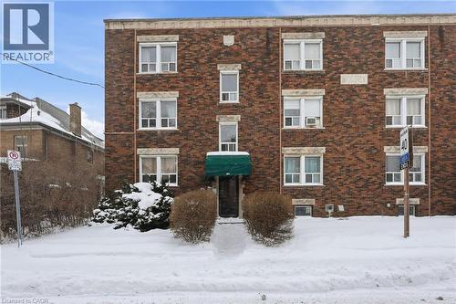 97 CONNAUGHT Avenue S Unit# 10  Hamilton, ON L8M 3C4