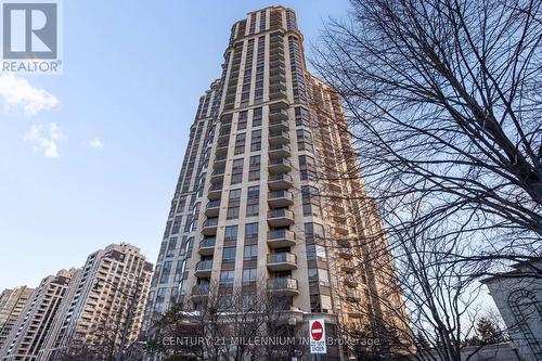 1215 - 80 HARRISON GARDEN BOULEVARD  Toronto, ON M2N 7E3