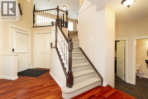 443 Everbrook Way Sw, Calgary, AB - Indoor Photo Showing Other Room