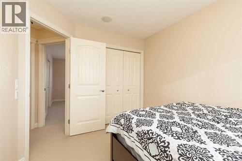 443 Everbrook Way Sw, Calgary, AB - Indoor Photo Showing Bedroom