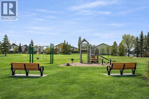 443 Everbrook Way Sw, Calgary, AB - Outdoor