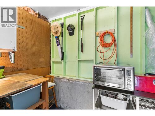 2641 Springfield Road, Kelowna, BC - 