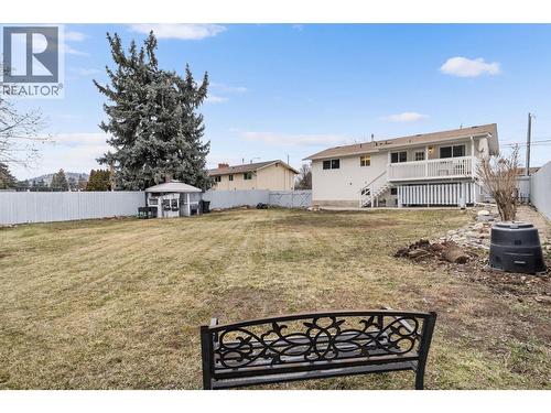 2641 Springfield Road, Kelowna, BC - Outdoor