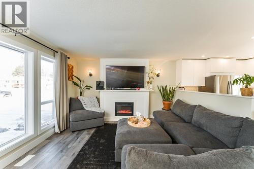 4150 Baker Road, Prince George, BC - Indoor Photo Showing Living Room With Fireplace
