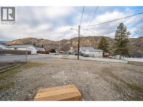 Neighbourhood - 6470 Hollow Street, Oliver, BC - Outdoor