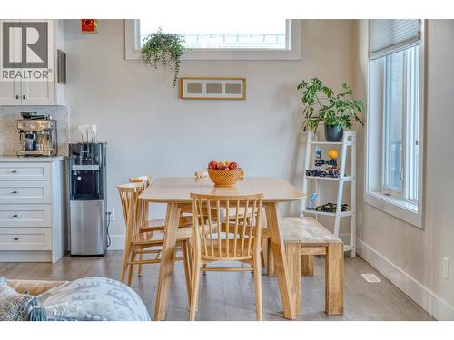 11112 115 Avenue, Fort St. John, BC - Indoor Photo Showing Dining Room
