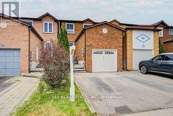 65 REJANE CRESCENT  Vaughan, ON L4J 5A2