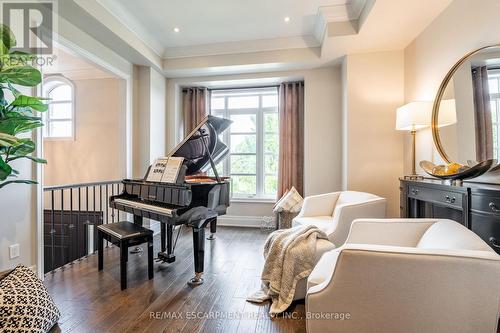 190 DORVAL DRIVE  Oakville, ON L6K 0H3