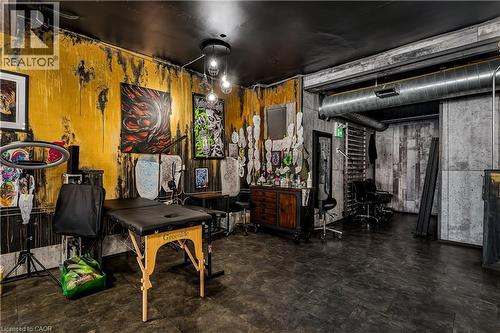 196 Parkdale Avenue, Hamilton, ON 