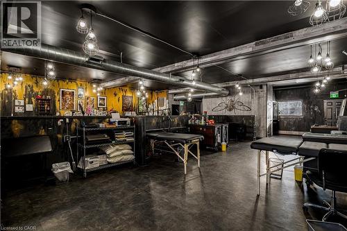 196 Parkdale Avenue, Hamilton, ON 