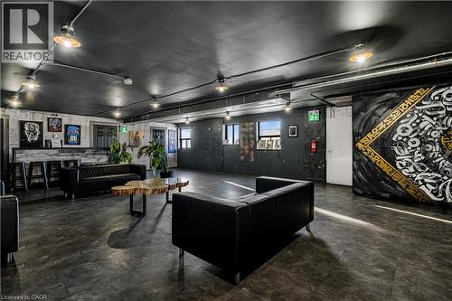 196 Parkdale Avenue, Hamilton, ON 