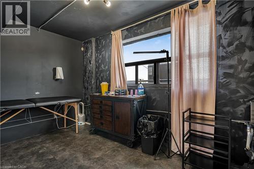 196 Parkdale Avenue, Hamilton, ON 