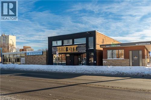 196 Parkdale Avenue, Hamilton, ON 