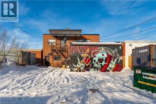 196 Parkdale Avenue, Hamilton, ON 