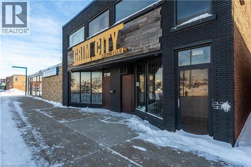 196 Parkdale Avenue, Hamilton, ON 