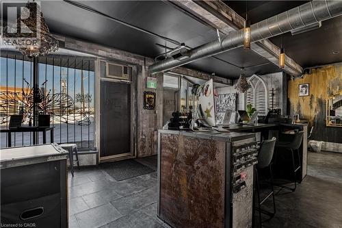 196 Parkdale Avenue, Hamilton, ON 