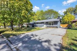 7 SWAN DRIVE  St. Catharines, ON L2T 2C2