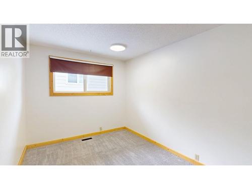 958 Galbraith Drive, Elkford, BC - Indoor Photo Showing Other Room