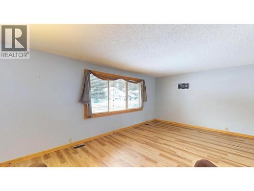 958 Galbraith Drive, Elkford, BC - Indoor Photo Showing Other Room
